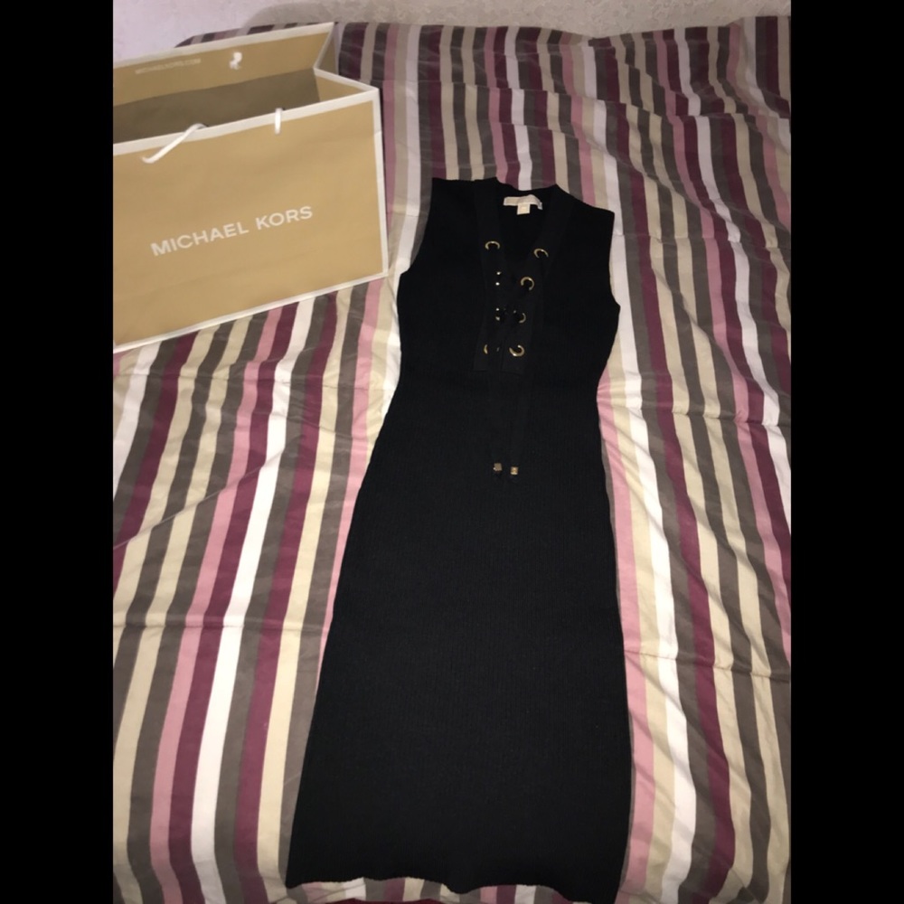 Michael by Michael Kors black dress includes bag